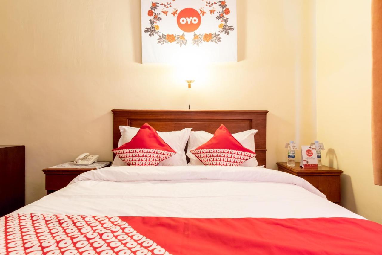 Oyo 1030 Hotel Bumi Asih Medan Extérieur photo