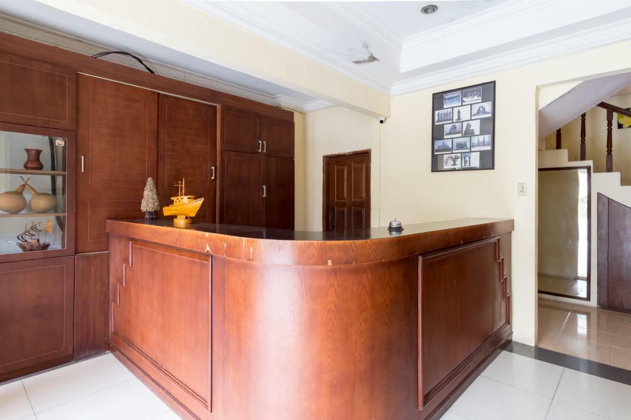 Oyo 1030 Hotel Bumi Asih Medan Extérieur photo