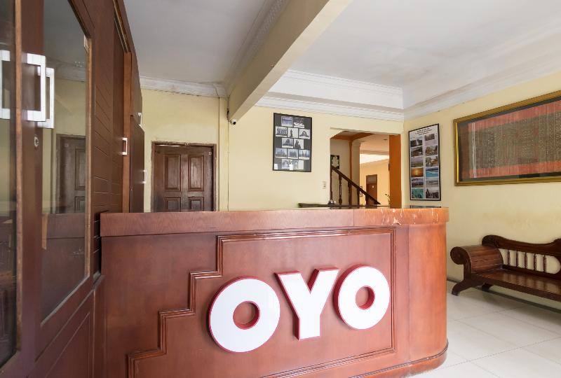 Oyo 1030 Hotel Bumi Asih Medan Extérieur photo