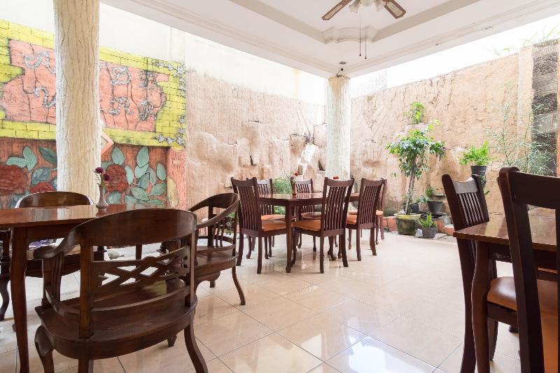 Oyo 1030 Hotel Bumi Asih Medan Extérieur photo